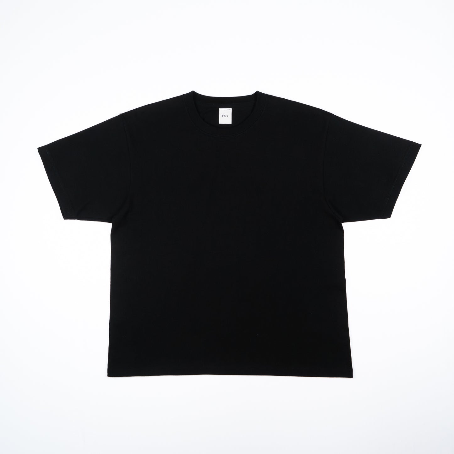 BULL Tシャツ：レギュラー / 黒