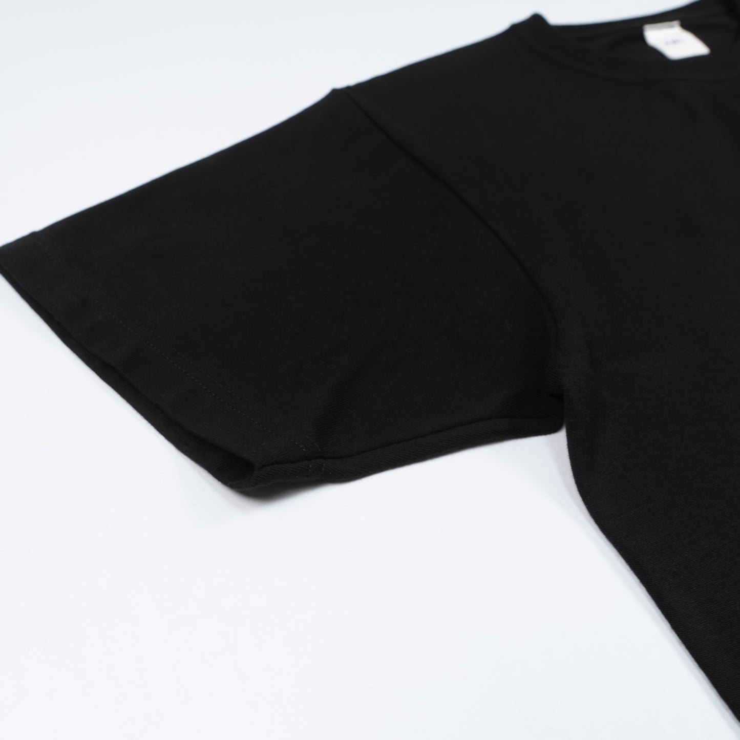 BULL Tシャツ：レギュラー / 黒