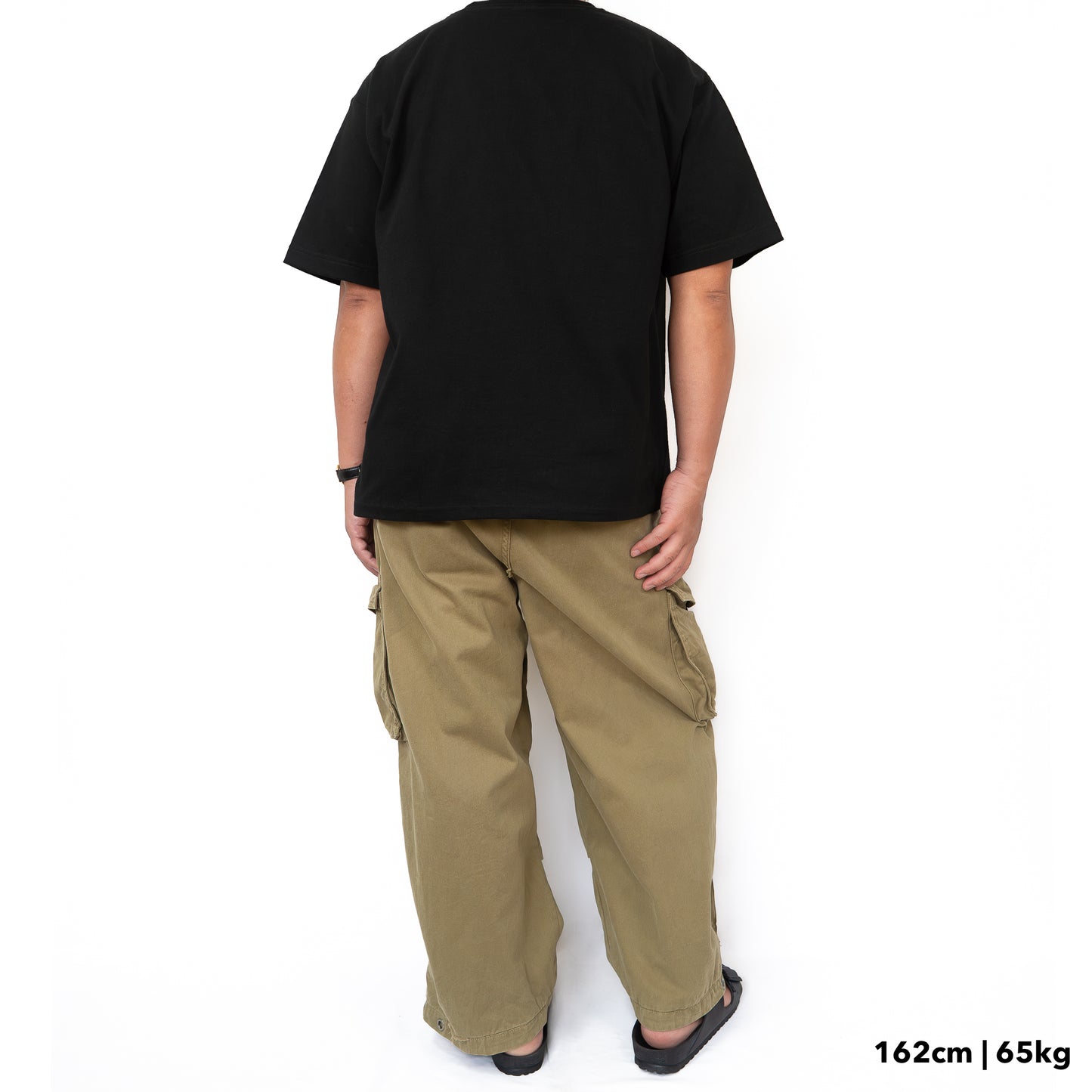 BULL Tシャツ：レギュラー / 黒